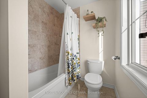 Photo 23 at 166 Lily Pond Street, Emerald Meadows/Trailwest, Kanata