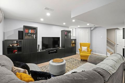 Photo 26 at 166 Lily Pond Street, Emerald Meadows/Trailwest, Kanata