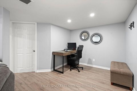 Photo 27 at 166 Lily Pond Street, Emerald Meadows/Trailwest, Kanata