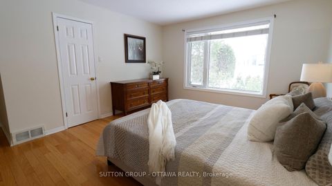 Photo 17 at 50 Grand Cedar Court E, Stittsville (Central), Stittsville