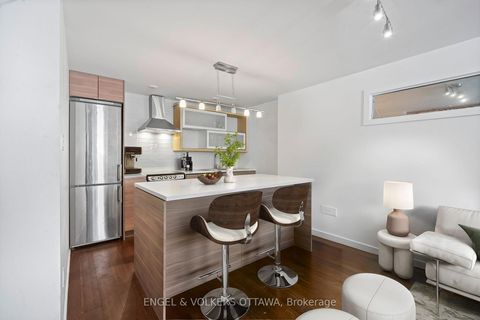 Photo 2 at 102 - 59 Percy Street, Ottawa Centre