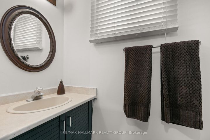 Photo 5 at A - 176 Sherway Drive, Nepean (Pheasant Run), Ottawa