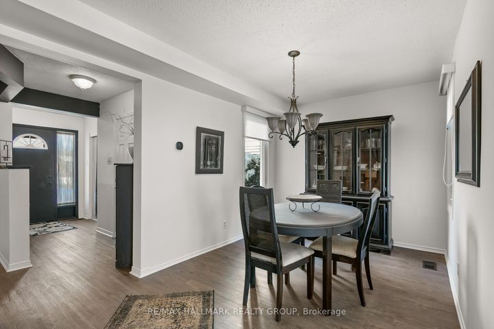 Photo 11 at A - 176 Sherway Drive, Nepean (Pheasant Run), Ottawa
