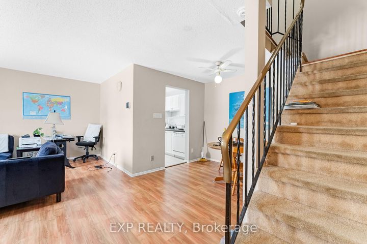 Photo 5 at 52 - 44A Woodvale Green, Nepean (Craig Henry/Woodvale), Ottawa