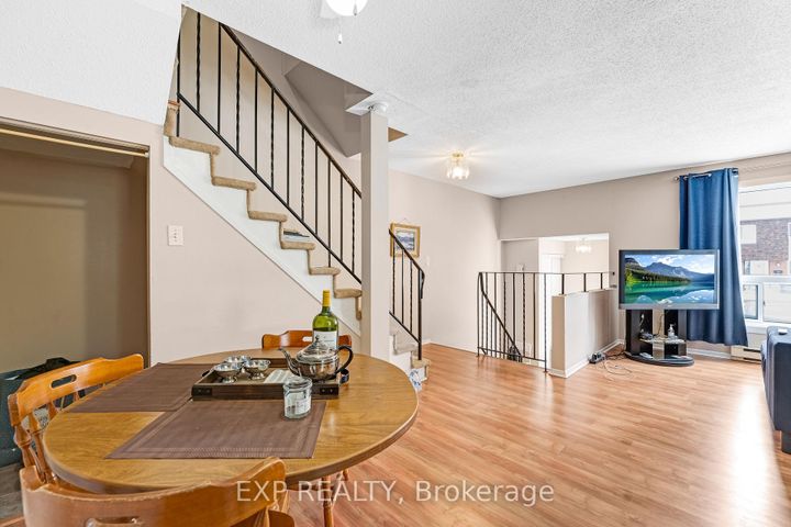 Photo 6 at 52 - 44A Woodvale Green, Nepean (Craig Henry/Woodvale), Ottawa