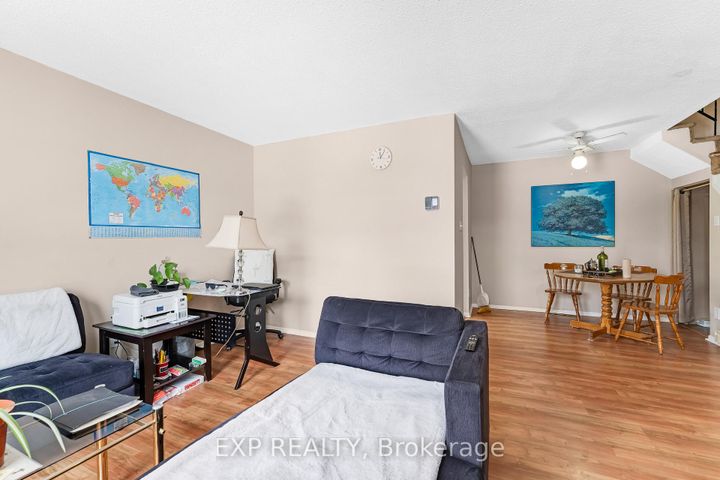 Photo 8 at 52 - 44A Woodvale Green, Nepean (Craig Henry/Woodvale), Ottawa