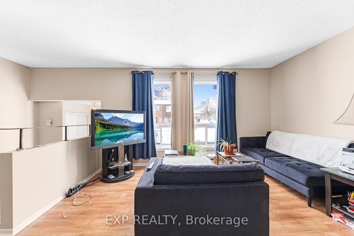 Photo 10 at 52 - 44A Woodvale Green, Nepean (Craig Henry/Woodvale), Ottawa