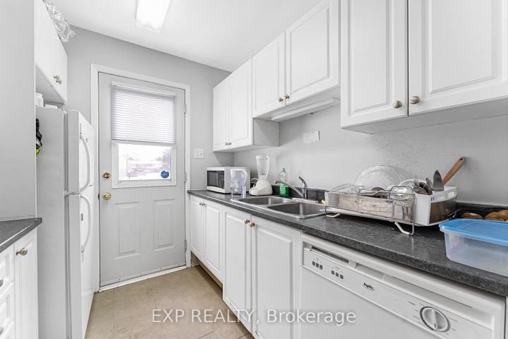 Photo 12 at 52 - 44A Woodvale Green, Nepean (Craig Henry/Woodvale), Ottawa
