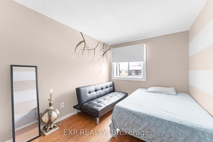 Photo 16 at 52 - 44A Woodvale Green, Nepean (Craig Henry/Woodvale), Ottawa