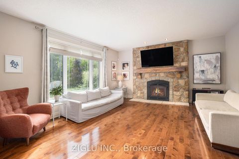 Photo 8 at 38 Oradea Crescent, Richmond, Stittsville