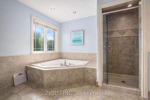 Photo 27 at 38 Oradea Crescent, Richmond, Stittsville