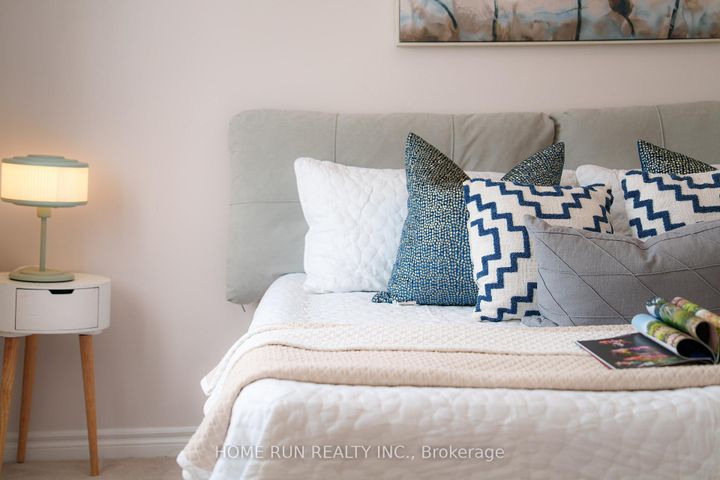 Photo 8 at 531 Bretby Crescent, Nepean (Cedargrove/Fraserdale), Ottawa