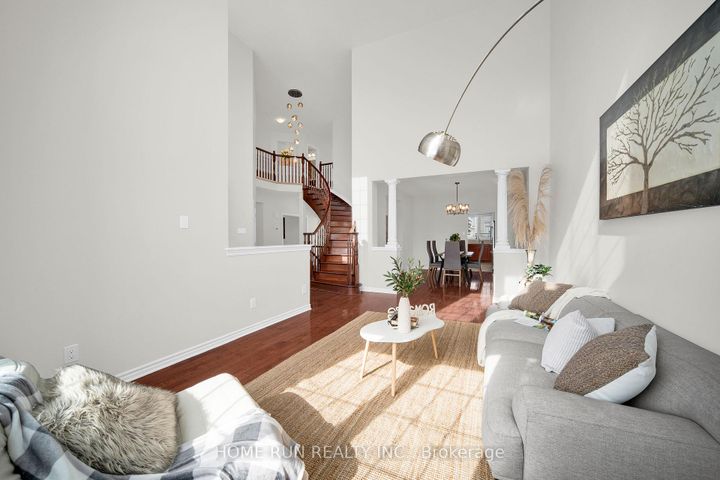 Photo 14 at 531 Bretby Crescent, Nepean (Cedargrove/Fraserdale), Ottawa