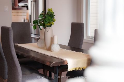 Photo 3 at 531 Bretby Crescent, Nepean (Cedargrove/Fraserdale), Ottawa