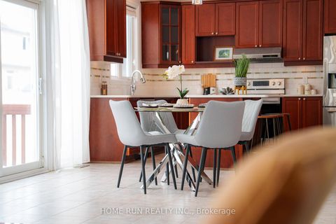 Photo 5 at 531 Bretby Crescent, Nepean (Cedargrove/Fraserdale), Ottawa