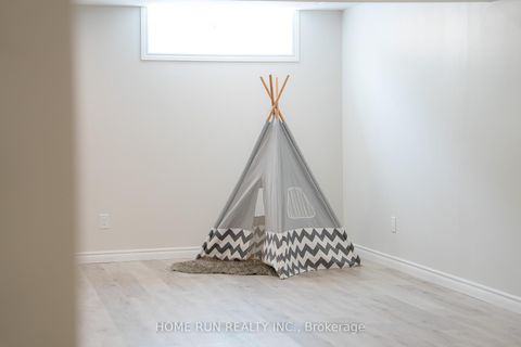 Photo 9 at 531 Bretby Crescent, Nepean (Cedargrove/Fraserdale), Ottawa