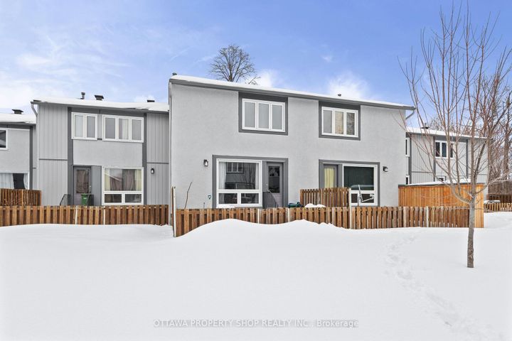 Photo 25 at D - 20 Benlea Drive, Nepean (Tanglewood), Ottawa