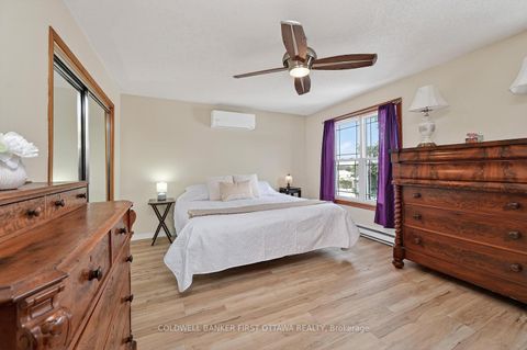 Photo 19 at 22 Poole Creek Crescent, Fringewood, Stittsville