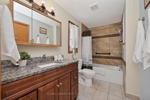 Photo 21 at 22 Poole Creek Crescent, Fringewood, Stittsville