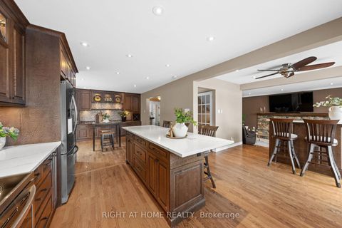 Photo 12 at 21 SLADE Crescent, Kanata Lakes/Heritage Hills, Kanata