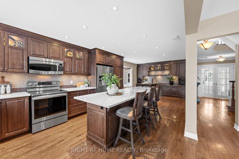 Photo 13 at 21 SLADE Crescent, Kanata Lakes/Heritage Hills, Kanata
