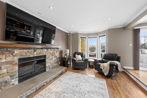 Photo 17 at 21 SLADE Crescent, Kanata Lakes/Heritage Hills, Kanata