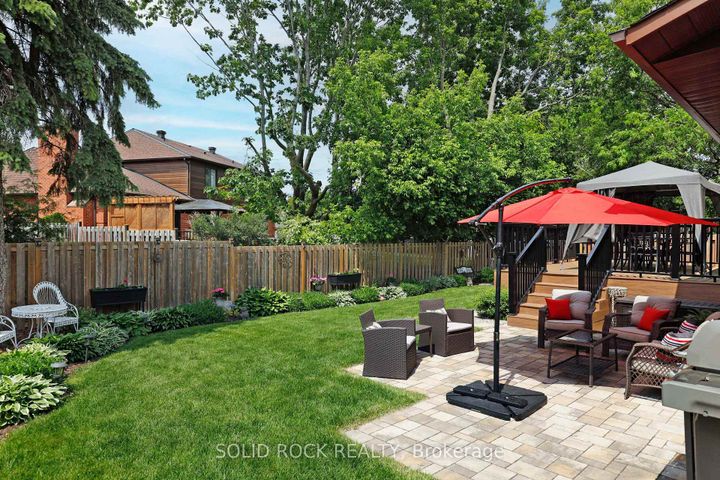 Photo 32 at 26 Paula Crescent, Nepean (Sheahan Estates/Trend Village), Ottawa