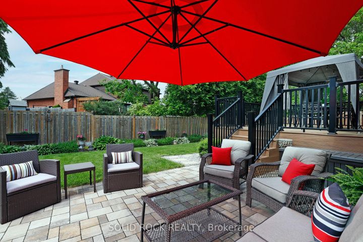 Photo 33 at 26 Paula Crescent, Nepean (Sheahan Estates/Trend Village), Ottawa