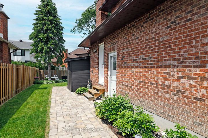 Photo 36 at 26 Paula Crescent, Nepean (Sheahan Estates/Trend Village), Ottawa