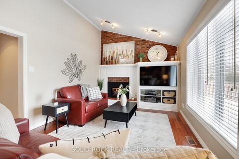 Photo 13 at 26 Paula Crescent, Nepean (Sheahan Estates/Trend Village), Ottawa