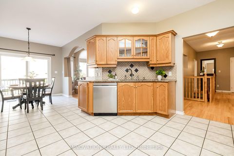 Photo 18 at 25 Kyle Avenue, Stittsville (Central), Stittsville