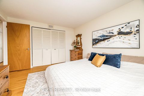 Photo 18 at 130 Banning Road, Glencairn/Hazeldean, Kanata