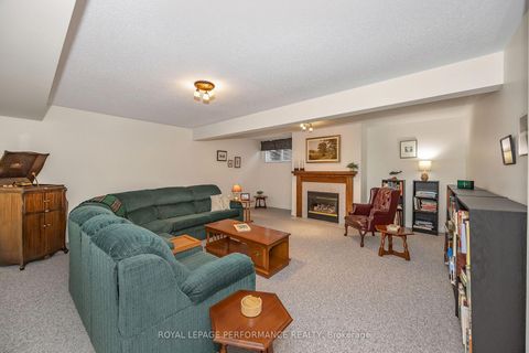 Photo 21 at 49 Peregrine Crescent, Bridlewood, Kanata