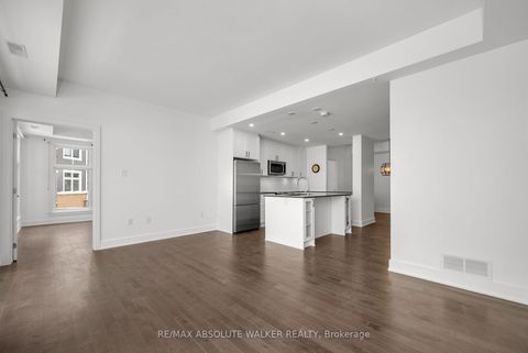 Photo 15 at 101 - 305 Elizabeth Cosgrove Private, Mer Bleue/Bradley Estates/Anderson Park, Orleans