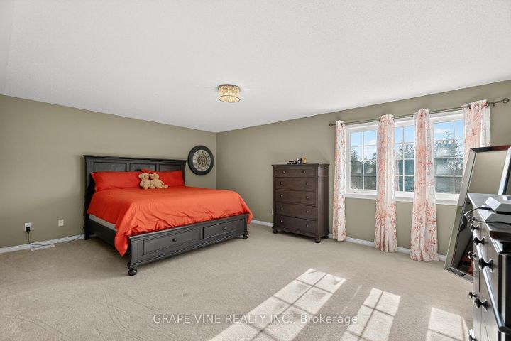 Photo 21 at 112 Sunita Crescent, Nepean (Stonebridge), Ottawa