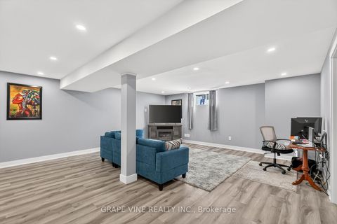 Photo 31 at 112 Sunita Crescent, Nepean (Stonebridge), Ottawa