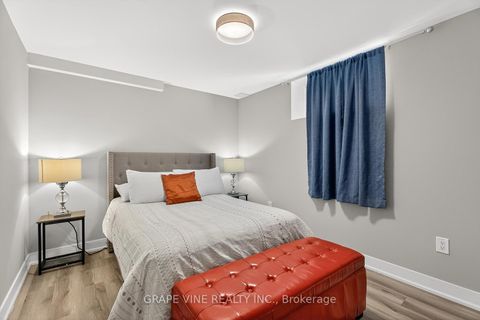 Photo 32 at 112 Sunita Crescent, Nepean (Stonebridge), Ottawa