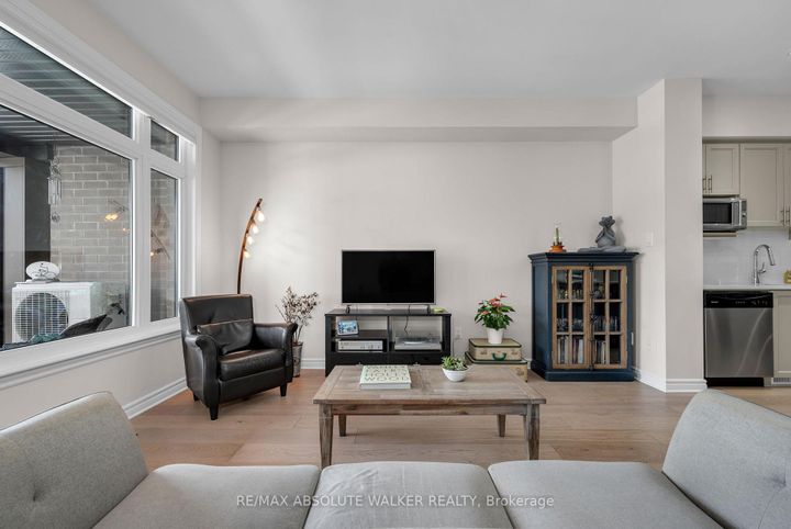 Photo 10 at 342 Twinflower Way, Nepean (Longfields), Ottawa