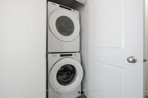 Photo 18 at 359 Axis Way, Mer Bleue/Bradley Estates/Anderson Park, Orleans