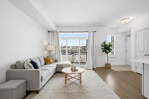 Photo 7 at 41 Carabiner Private, Mer Bleue/Bradley Estates/Anderson Park, Orleans