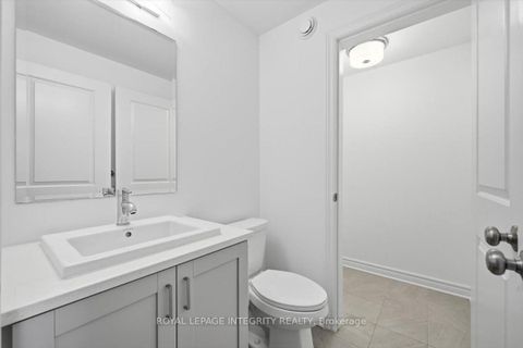 Photo 13 at 41 Carabiner Private, Mer Bleue/Bradley Estates/Anderson Park, Orleans