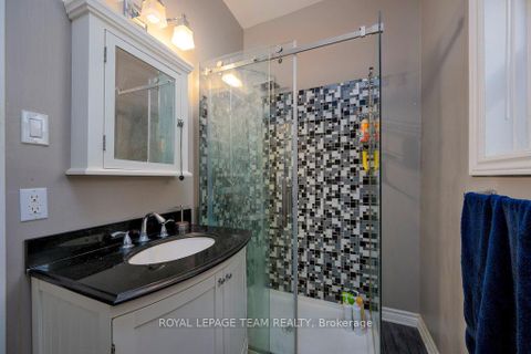 Photo 13 at 422 Donald B Munro Drive, CARP, Carp