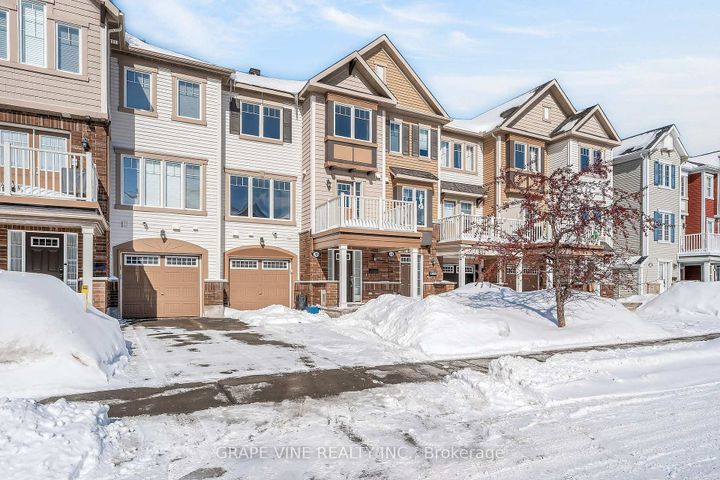 Photo 1 at 330 Sweet Grass Circle, Nepean (Half Moon Bay), Ottawa