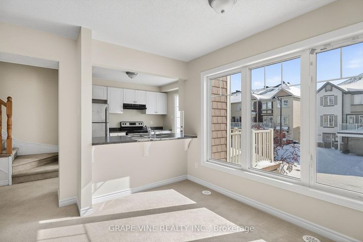Photo 17 at 330 Sweet Grass Circle, Nepean (Half Moon Bay), Ottawa