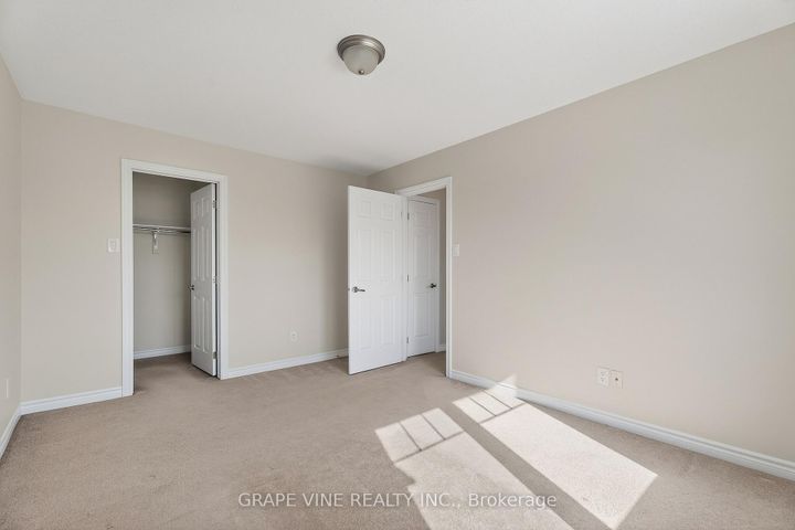Photo 23 at 330 Sweet Grass Circle, Nepean (Half Moon Bay), Ottawa