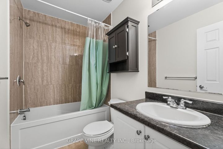 Photo 25 at 330 Sweet Grass Circle, Nepean (Half Moon Bay), Ottawa