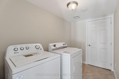 Photo 6 at 330 Sweet Grass Circle, Nepean (Half Moon Bay), Ottawa