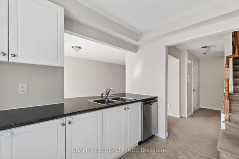 Photo 13 at 330 Sweet Grass Circle, Nepean (Half Moon Bay), Ottawa