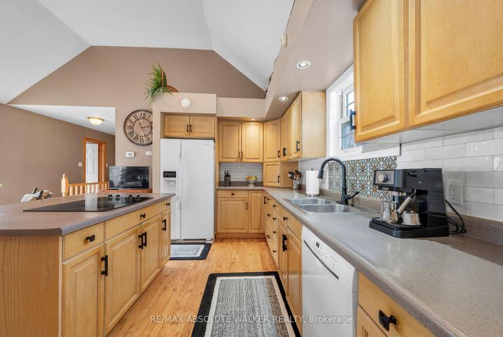 Photo 14 at 7681 Settler's Way, Nepean (Rideau Twp S of Reg Rd 6 W of Mccordick Rd.), Ottawa