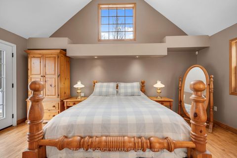 Photo 21 at 7681 Settler's Way, Nepean (Rideau Twp S of Reg Rd 6 W of Mccordick Rd.), Ottawa